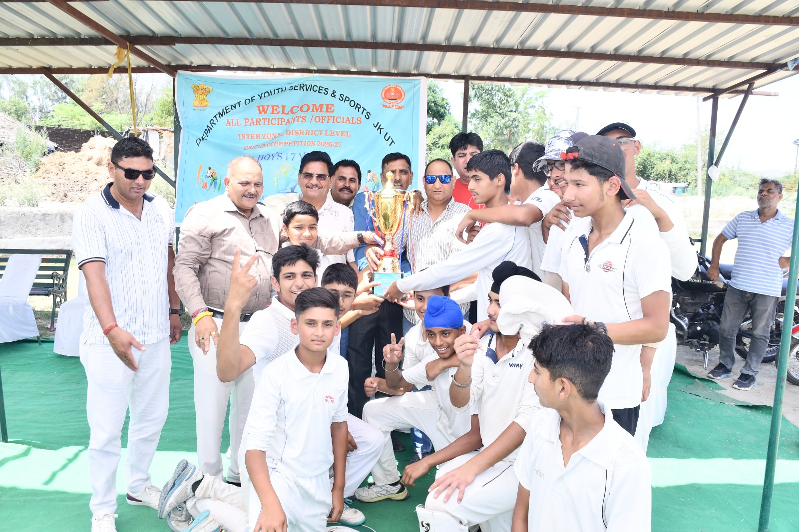 Gandhi Nagar Zone boys win U-17 Cricket trophy
